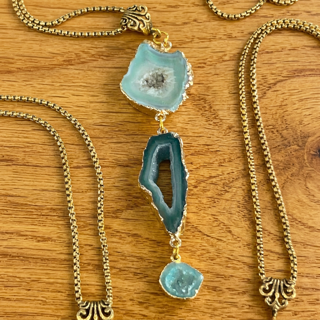 Green Druzy Agate Cascading Triple Pendant Necklace